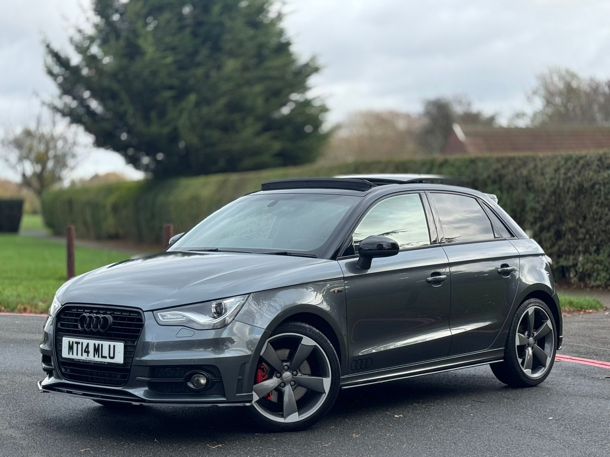 AUDI A1 S LINE BLACK ED-N TFSI S-A