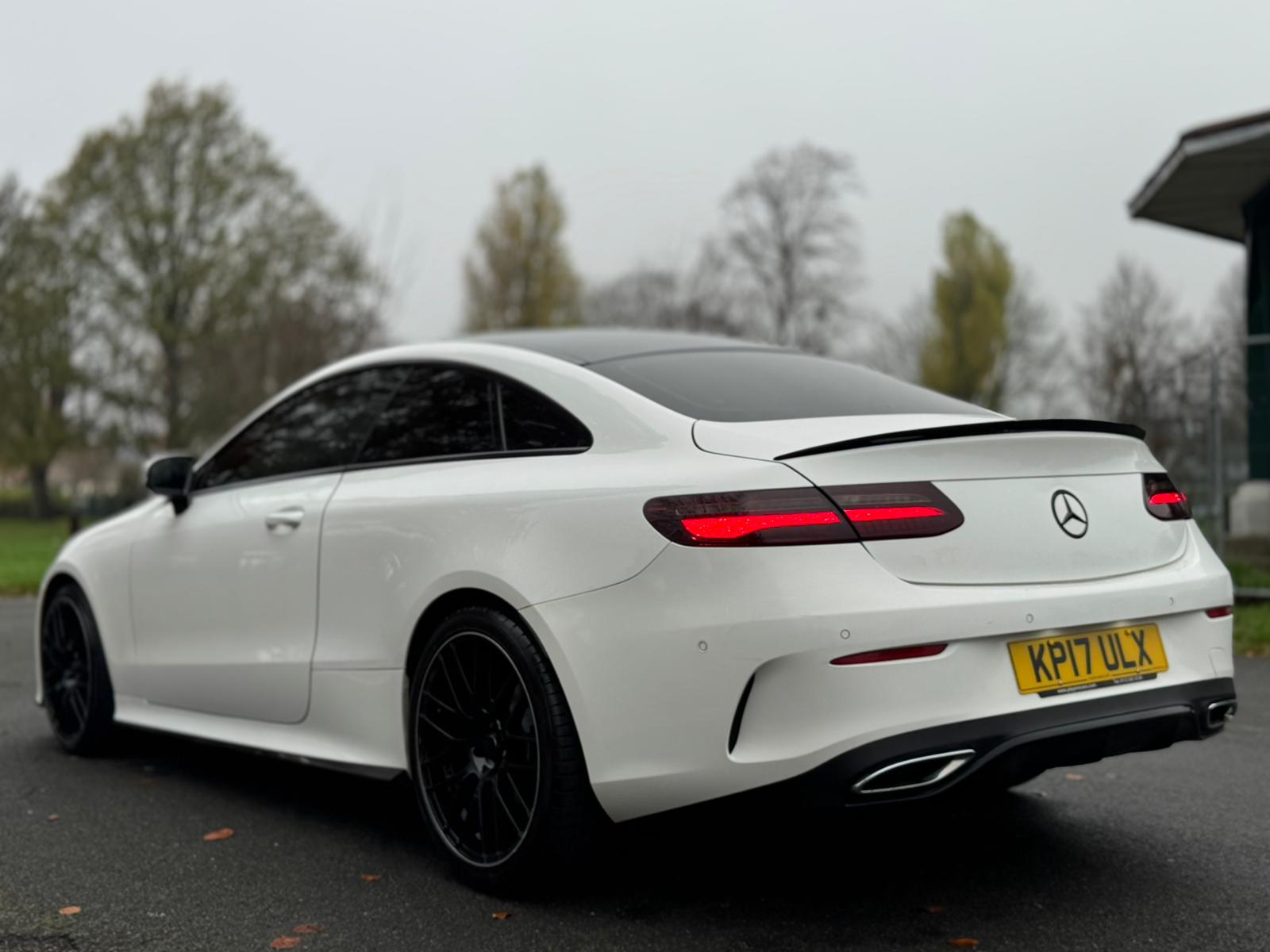 MERCEDES-BENZ E 220 D AMG LINE AUTO