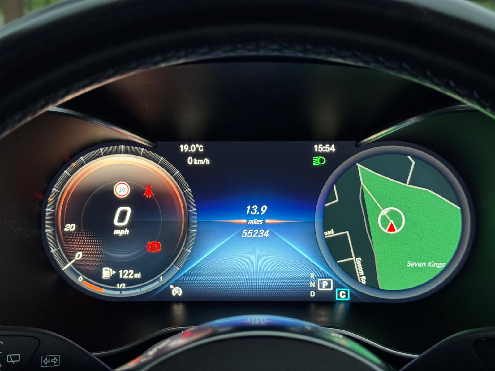 MERCEDES-BENZ C 220 AMG LINE PREMIUM + D A