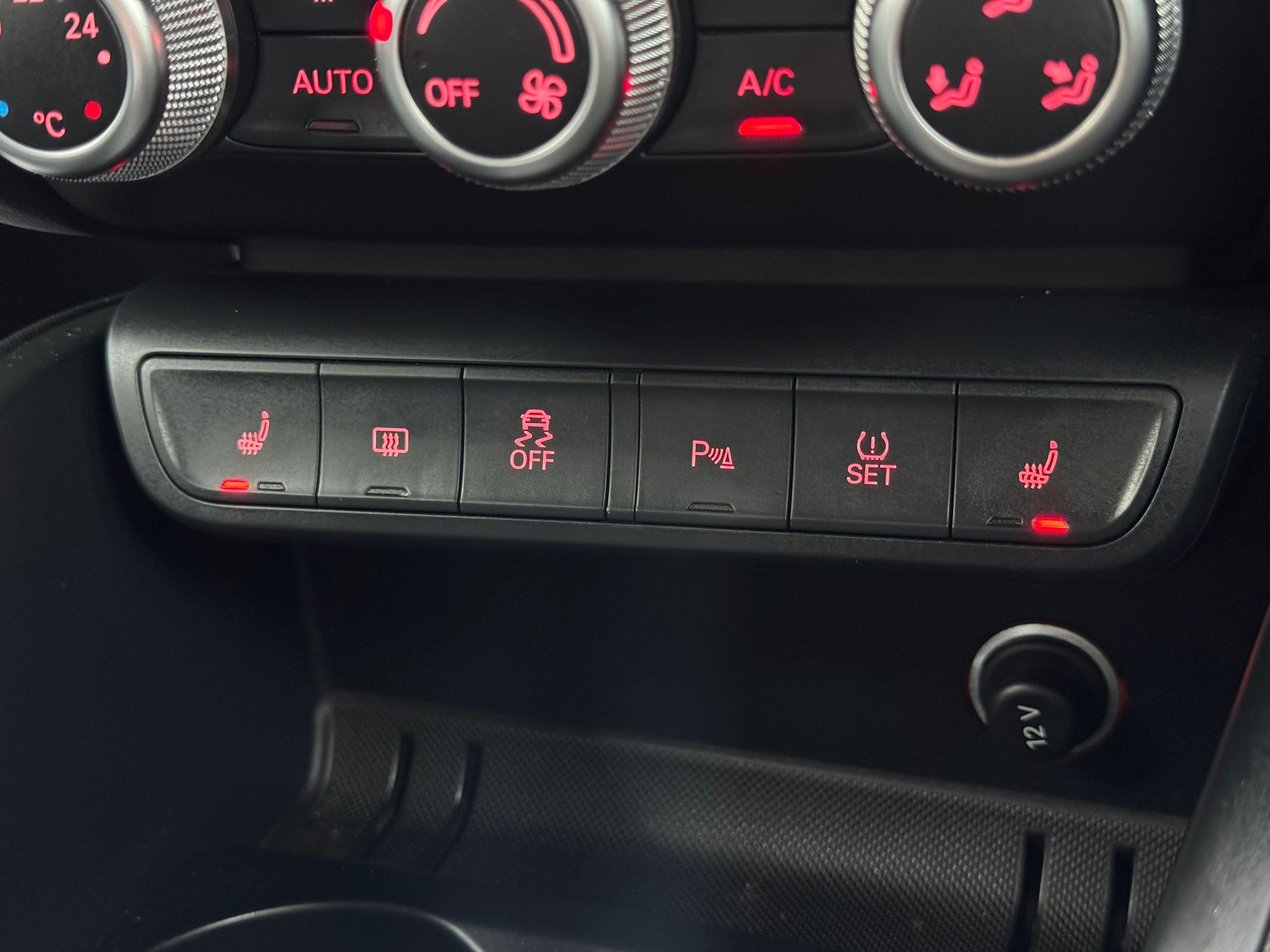 AUDI A1 S LINE BLACK ED-N TFSI S-A