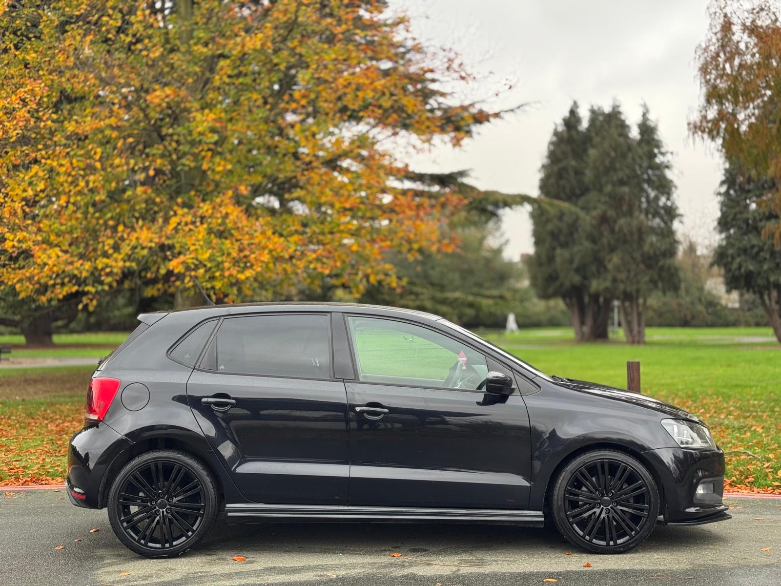 VOLKSWAGEN POLO BLUEGT