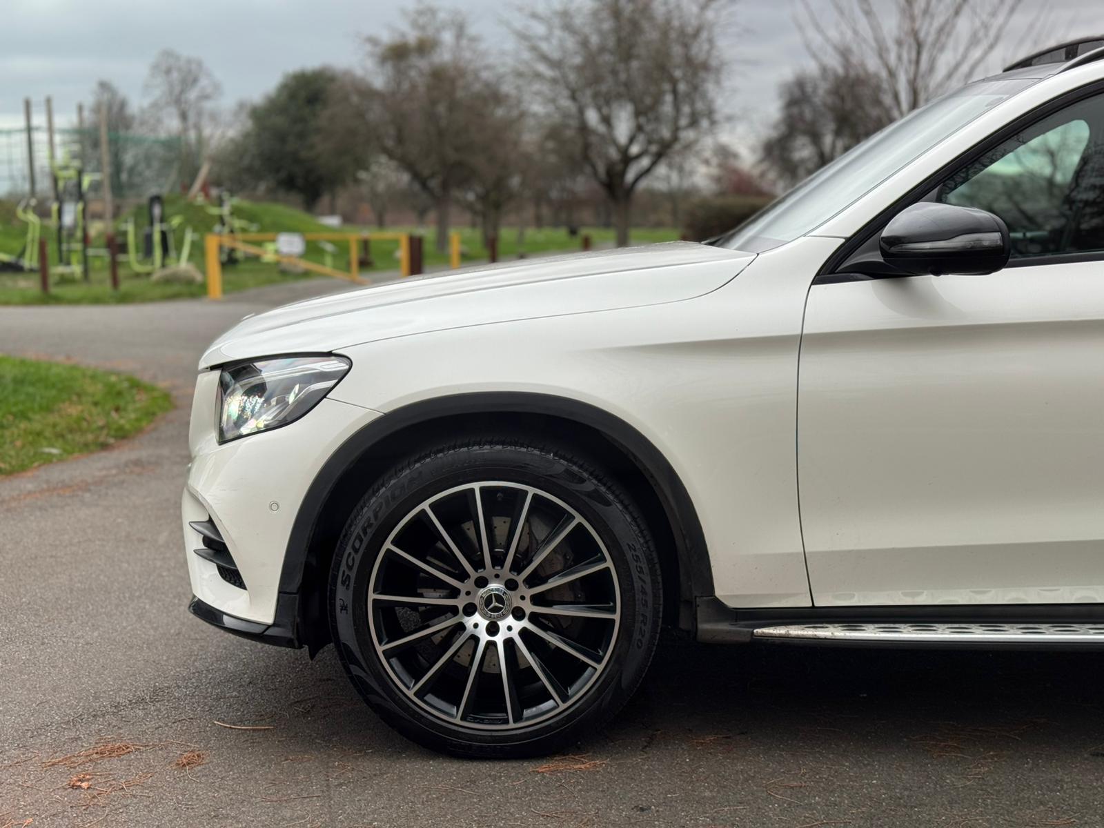 MERCEDES-BENZ GLC 220 D 4M AMG LINE PREM A