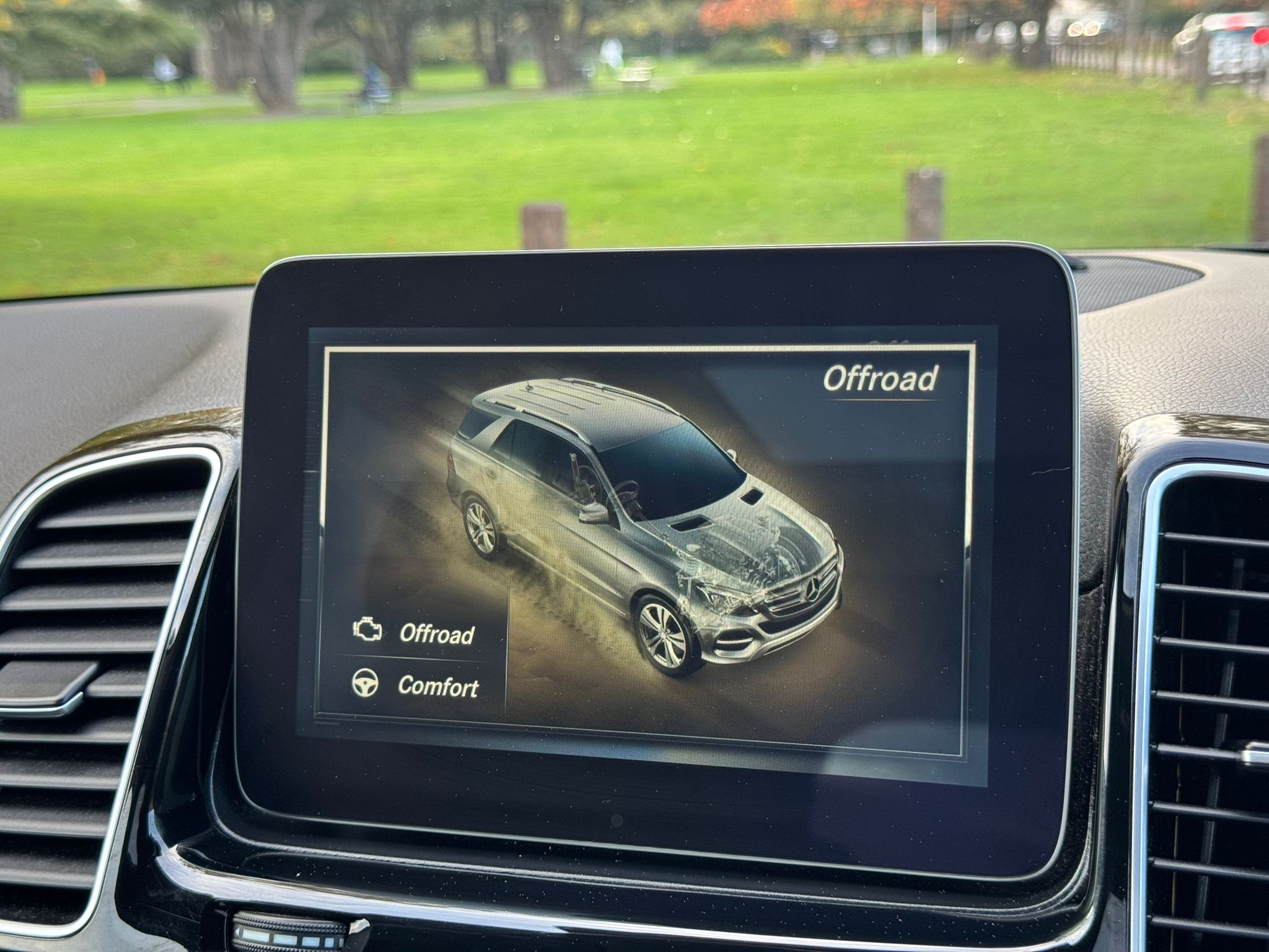 MERCEDES-BENZ GLE 250 D 4M AMG LINE PREM A