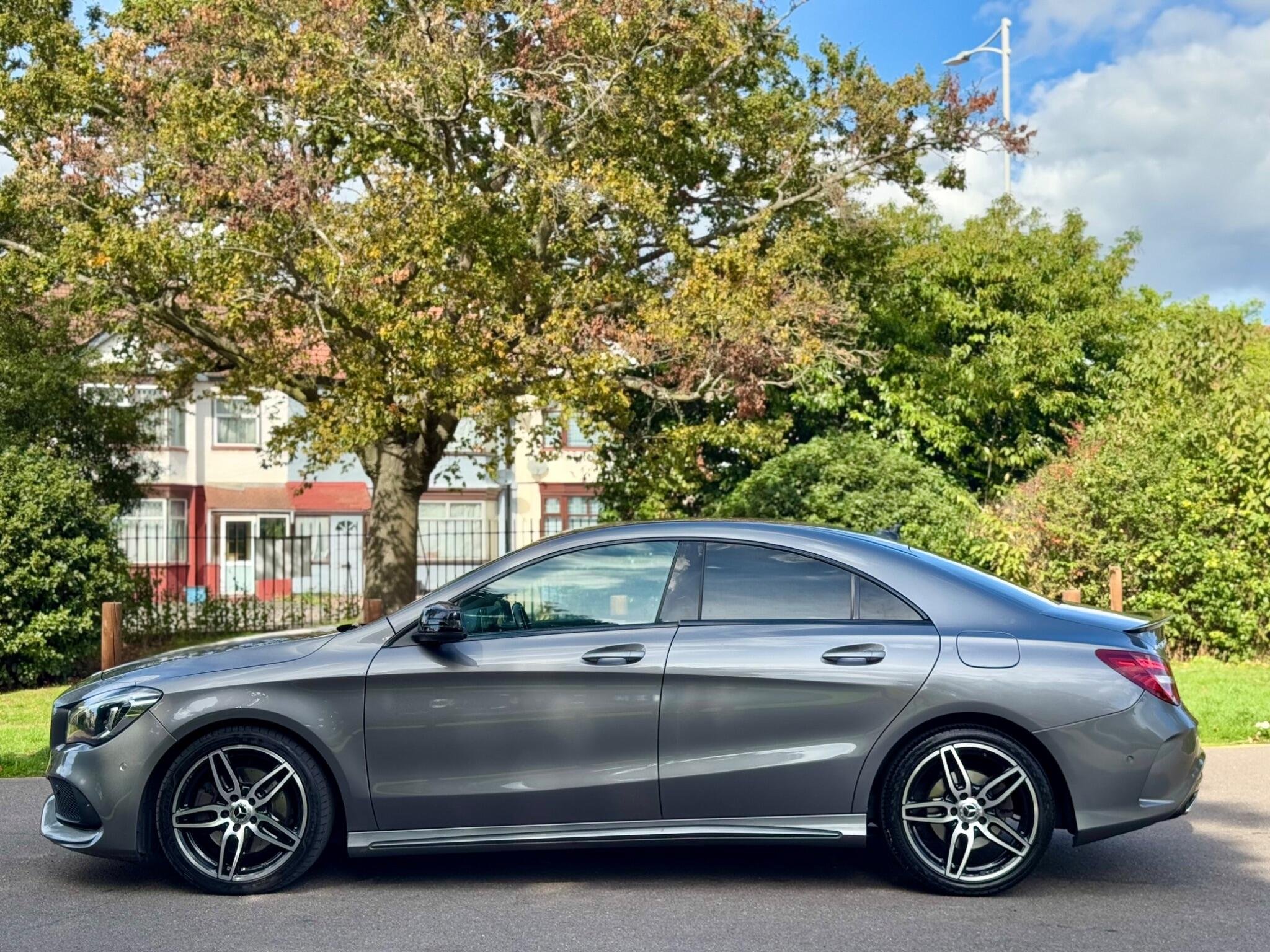 MERCEDES-BENZ CLA 220 D AMG LINE 4MATIC AUTO