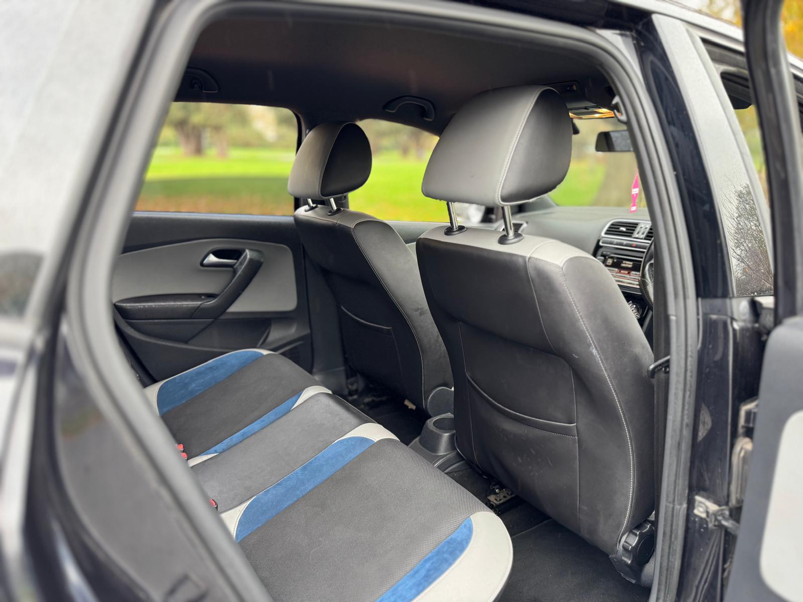 VOLKSWAGEN POLO BLUEGT