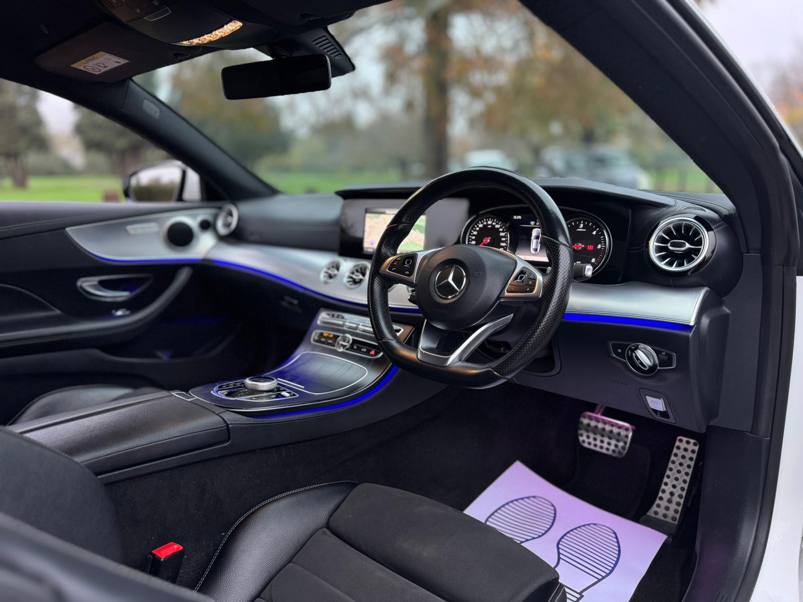 MERCEDES-BENZ E 220 D AMG LINE AUTO