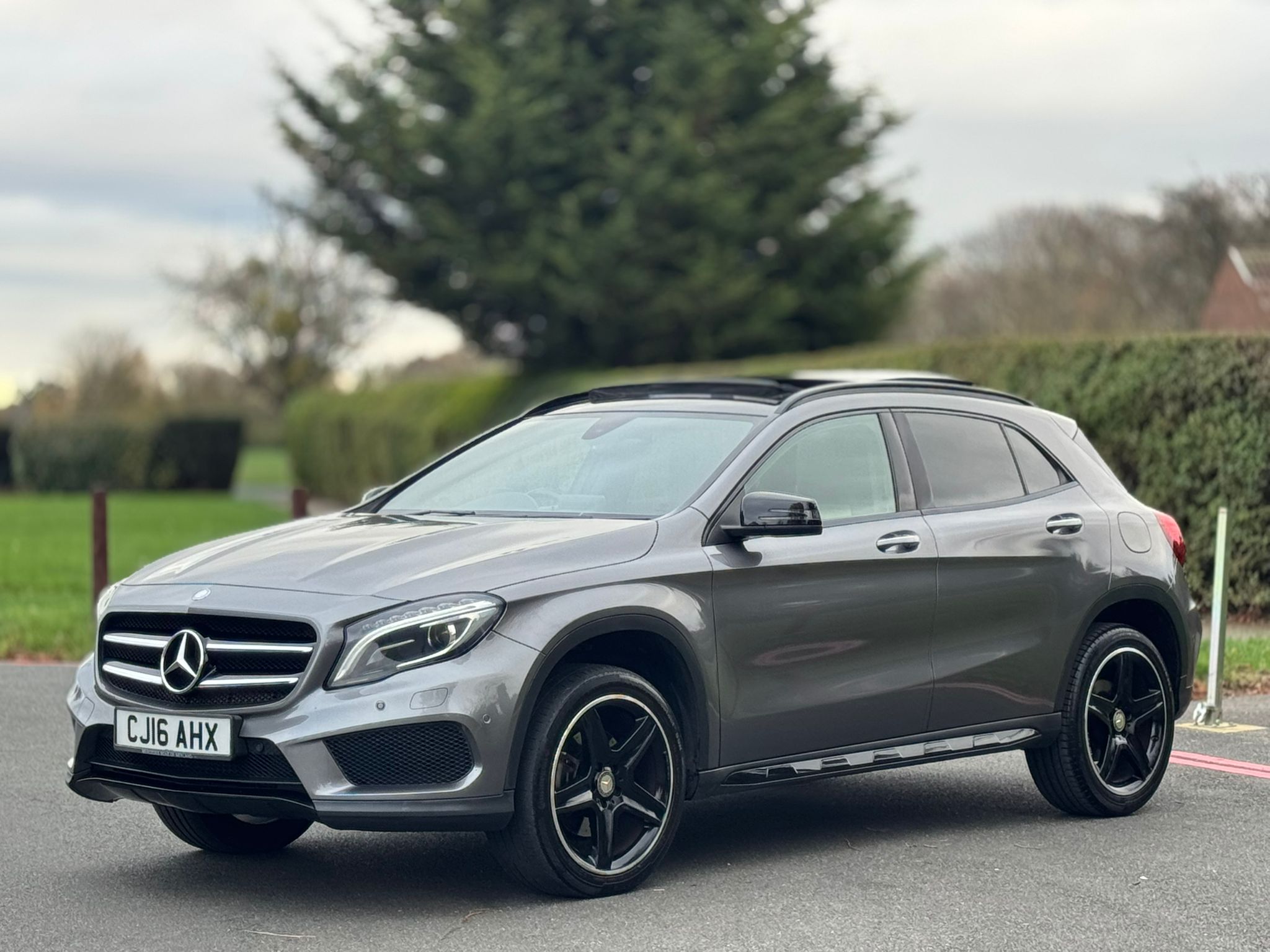 MERCEDES-BENZ GLA 220 D 4MAT AMG LINE PREM+A
