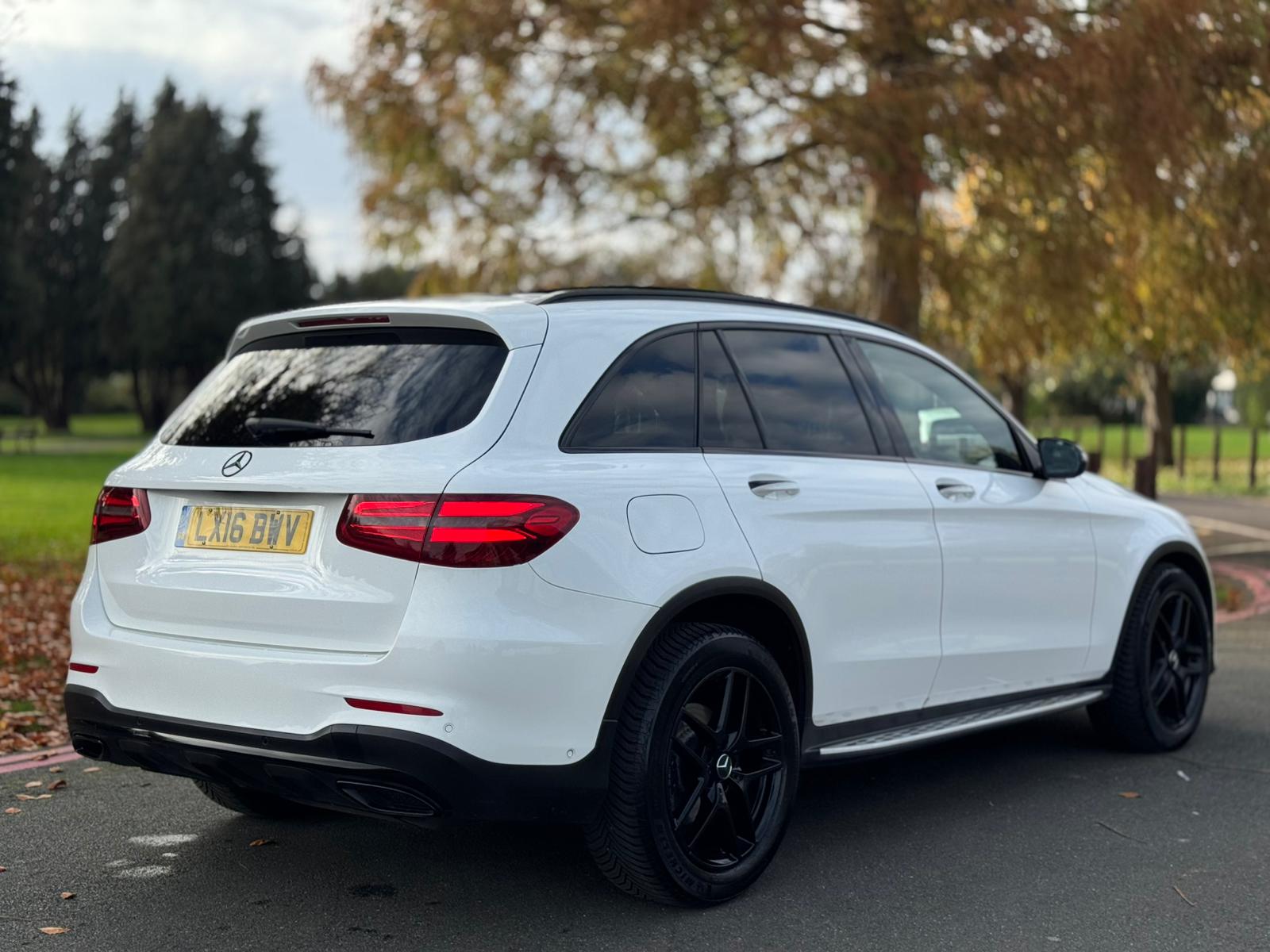 MERCEDES-BENZ GLC 220 D 4M AMG LINE PREM A
