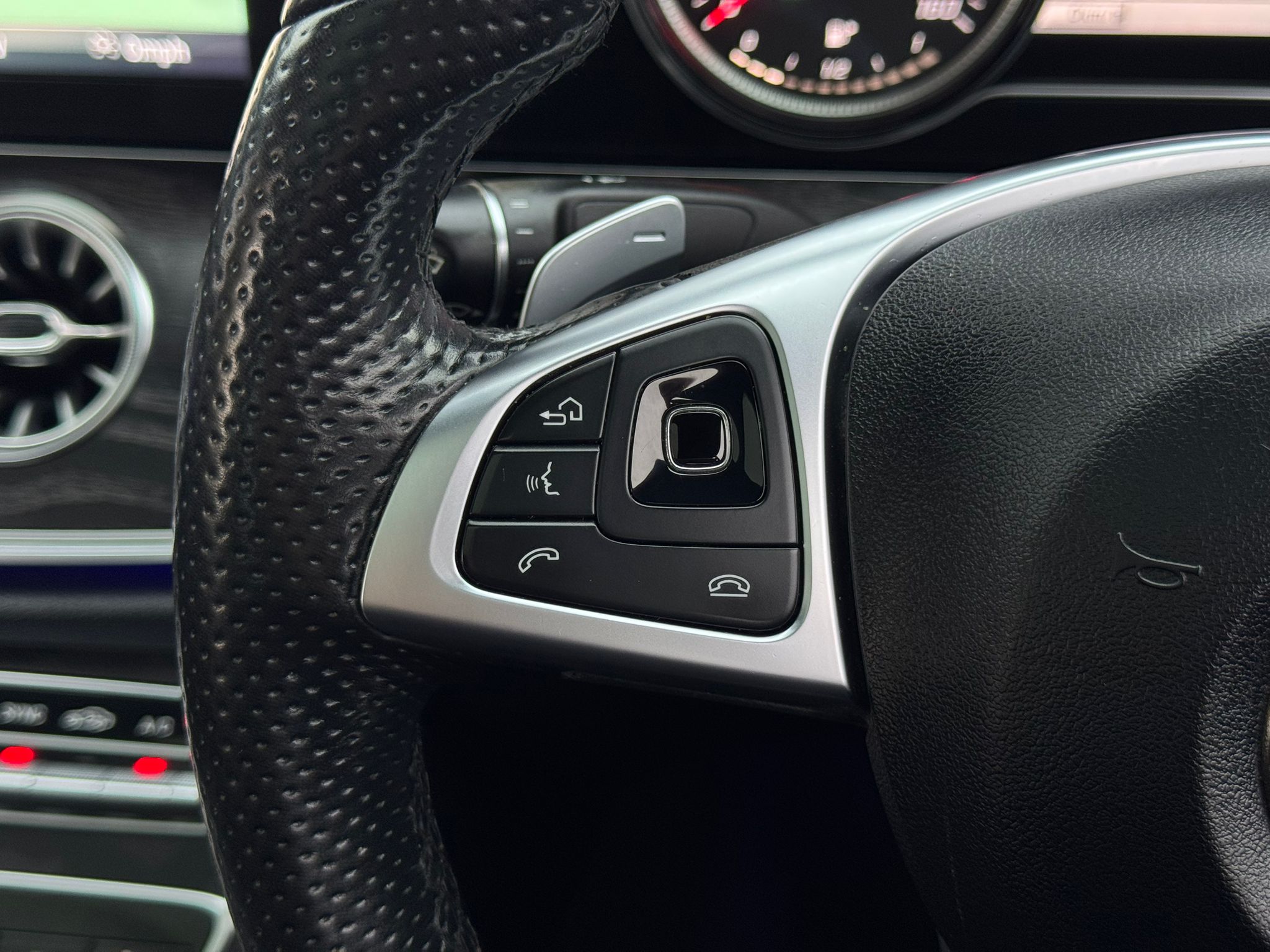 MERCEDES-BENZ E 220 D AMG LINE PREMIUM AUTO