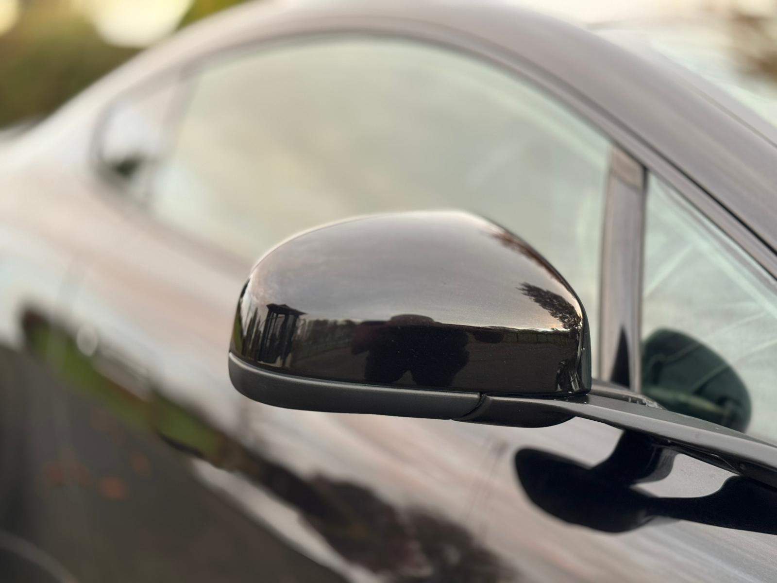 ASTON MARTIN VANTAGE V8 AUTO