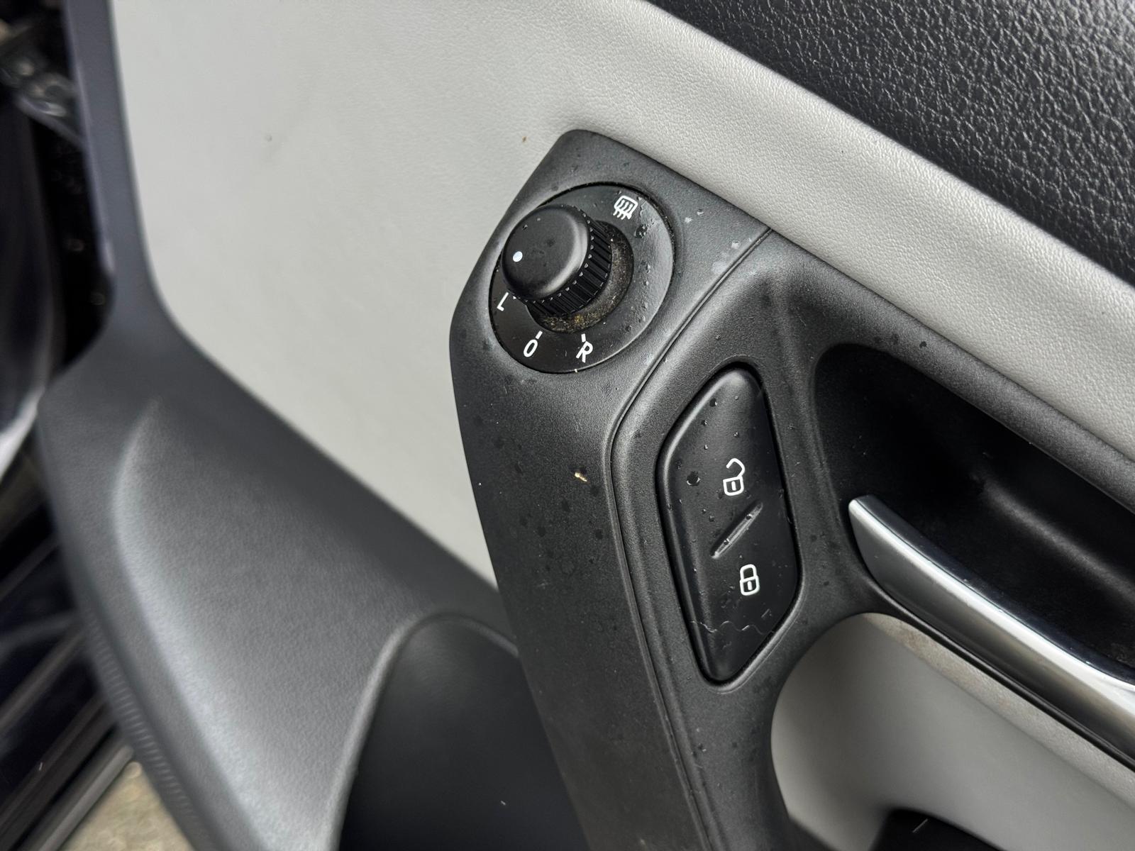 VOLKSWAGEN POLO BLUEGT