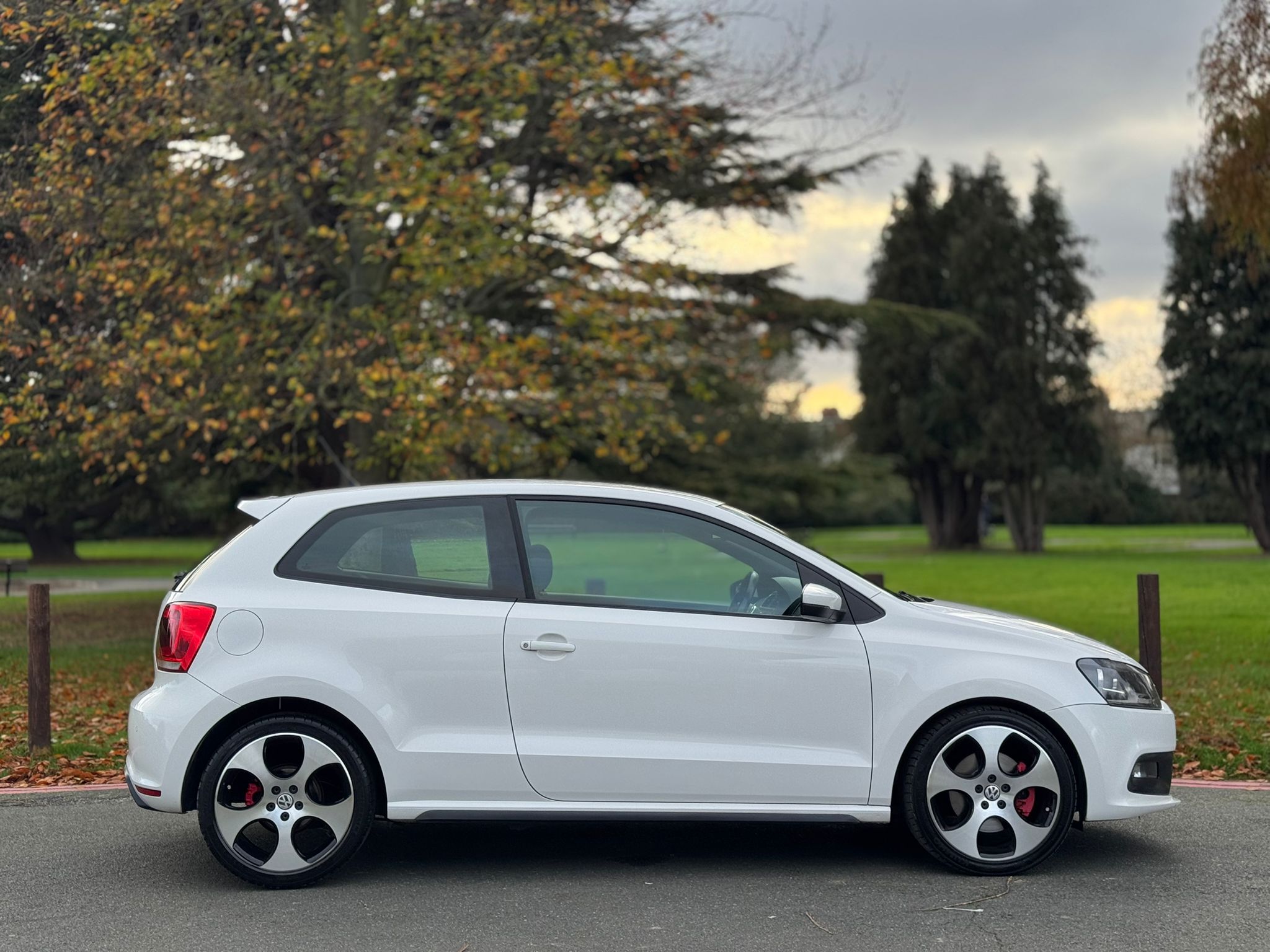 VOLKSWAGEN POLO GTI S-A 180