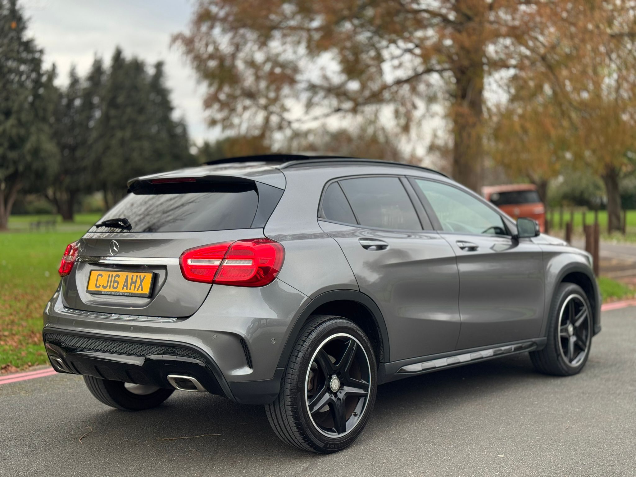 MERCEDES-BENZ GLA 220 D 4MAT AMG LINE PREM+A