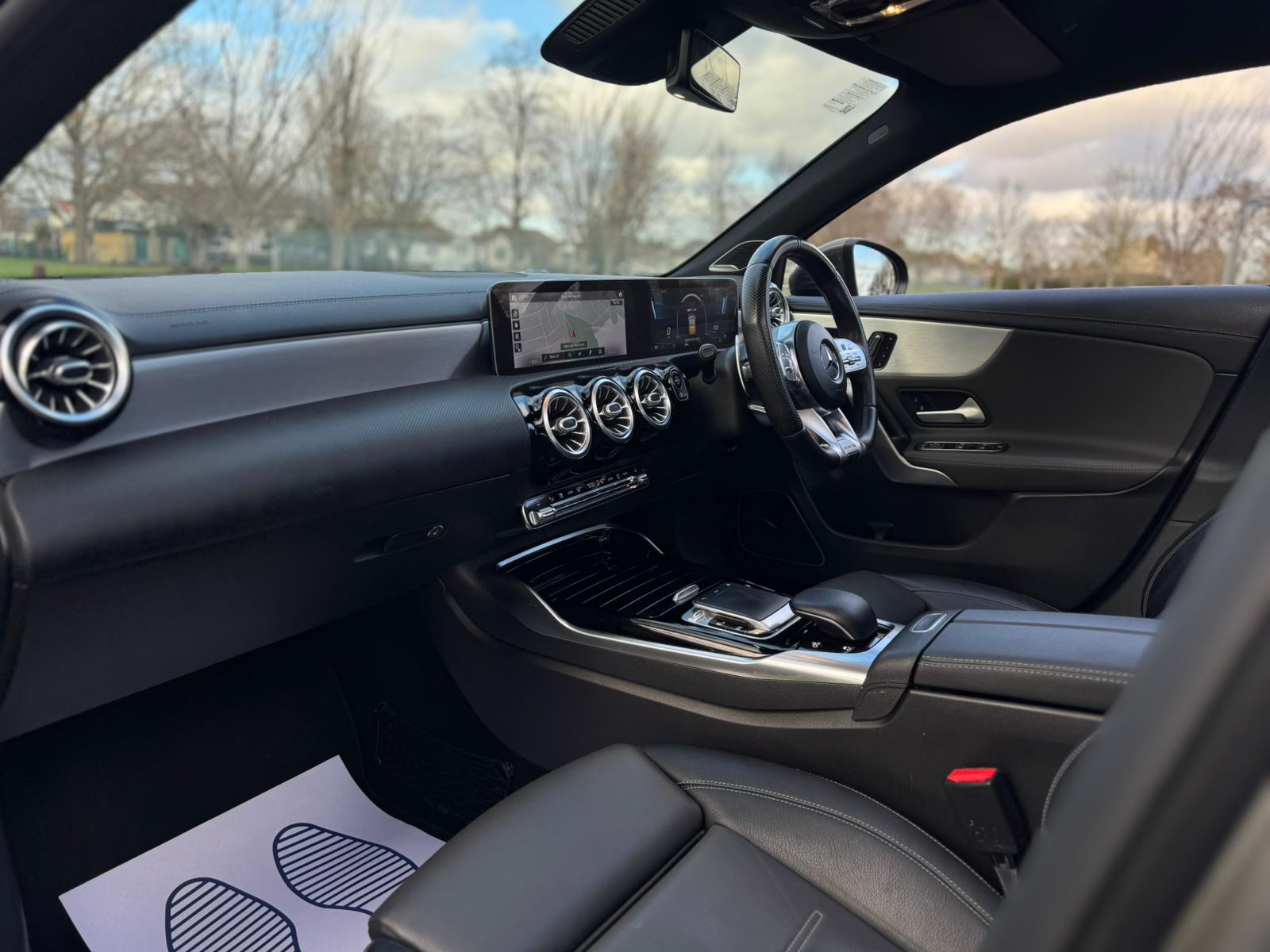 MERCEDES-BENZ AMG A 35 4MATIC PREMIUM + AUTO