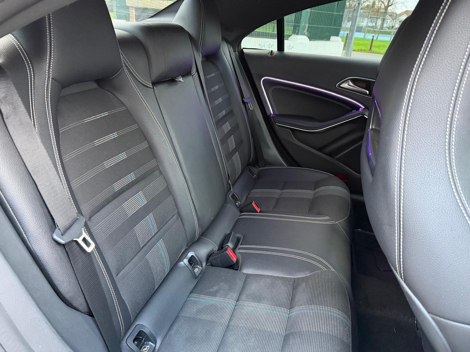 MERCEDES-BENZ CLA 180 SPORT AUTO