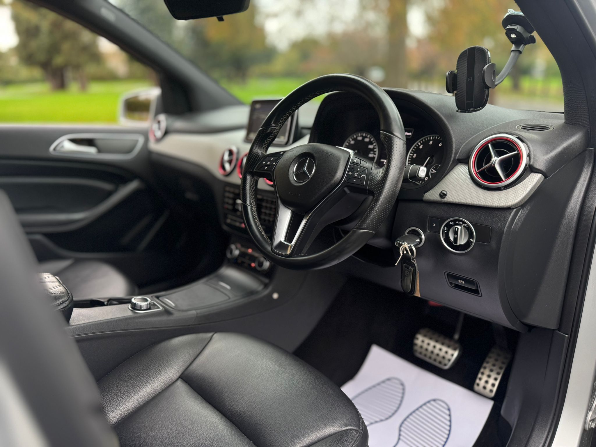 MERCEDES-BENZ B200 BLUEEFFICIENCY SPORT AUTO