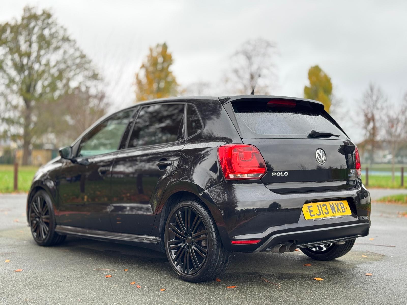 VOLKSWAGEN POLO BLUEGT