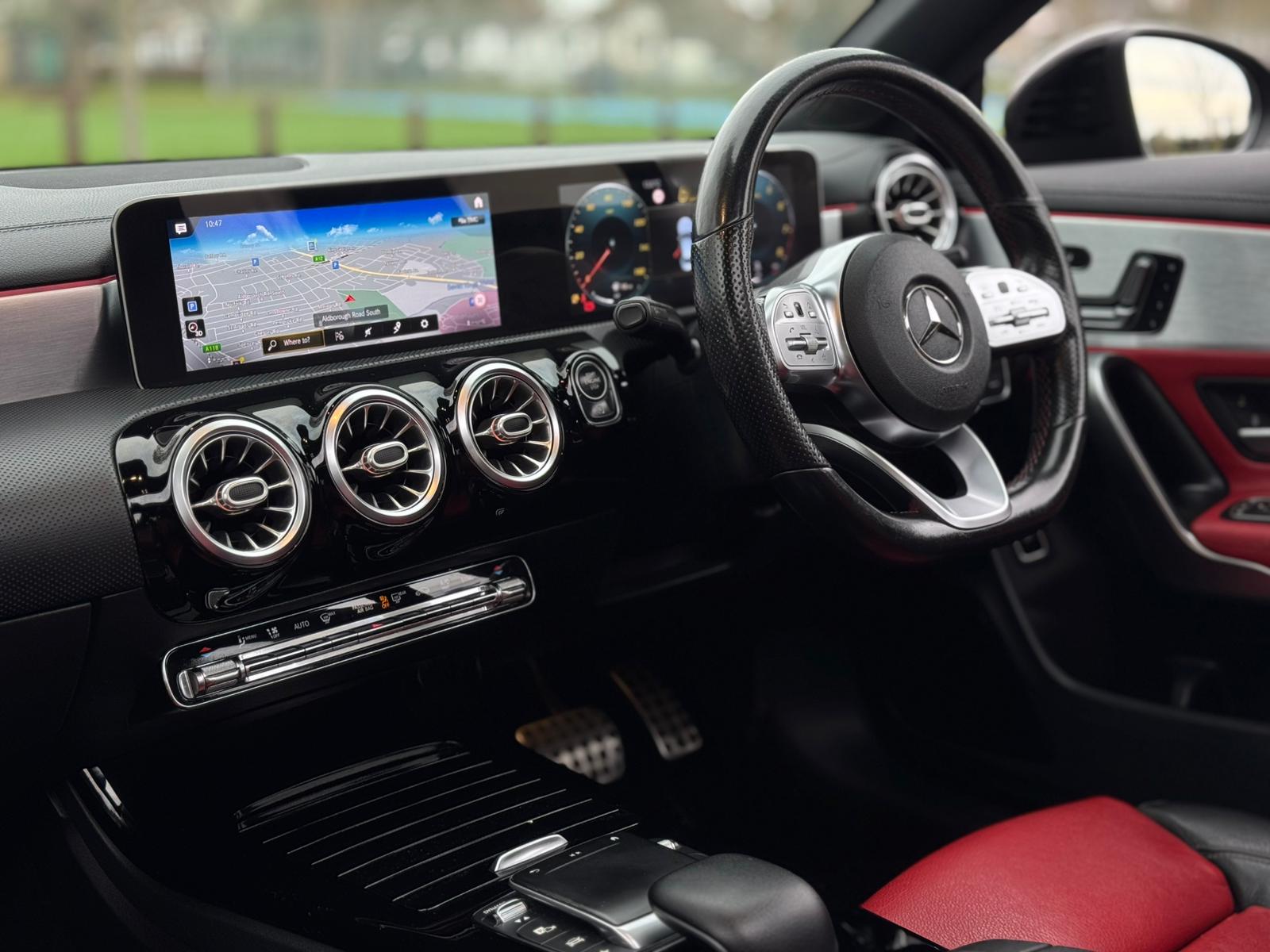 MERCEDES-BENZ CLA 200 AMG LINE PREMIUM + A