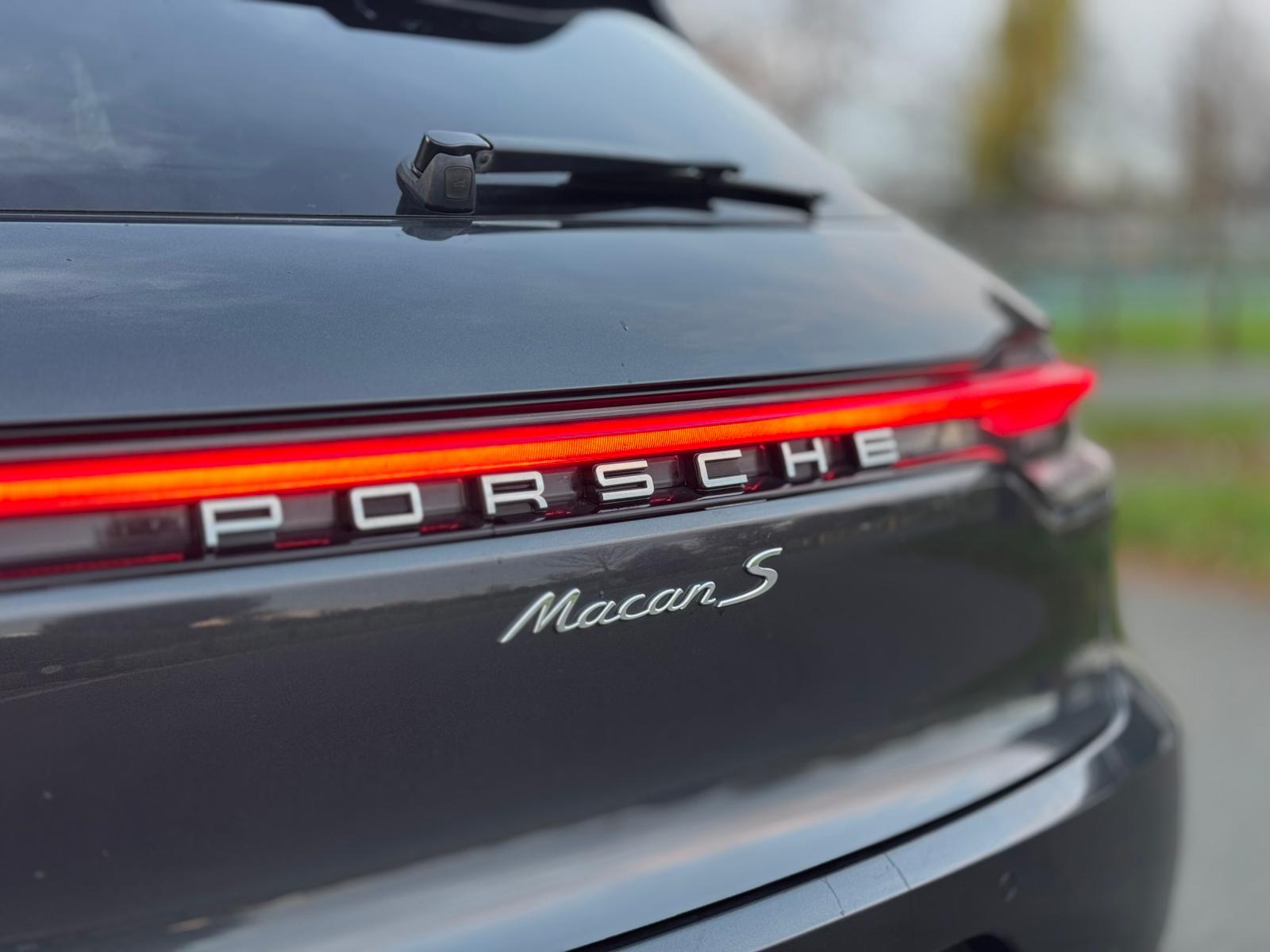 PORSCHE MACAN S S-A
