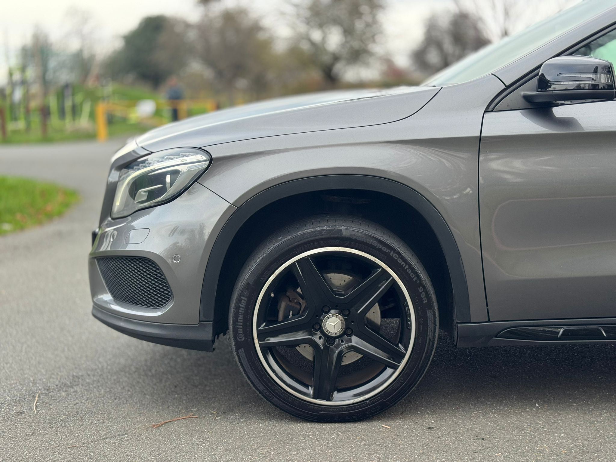 MERCEDES-BENZ GLA 220 D 4MAT AMG LINE PREM+A