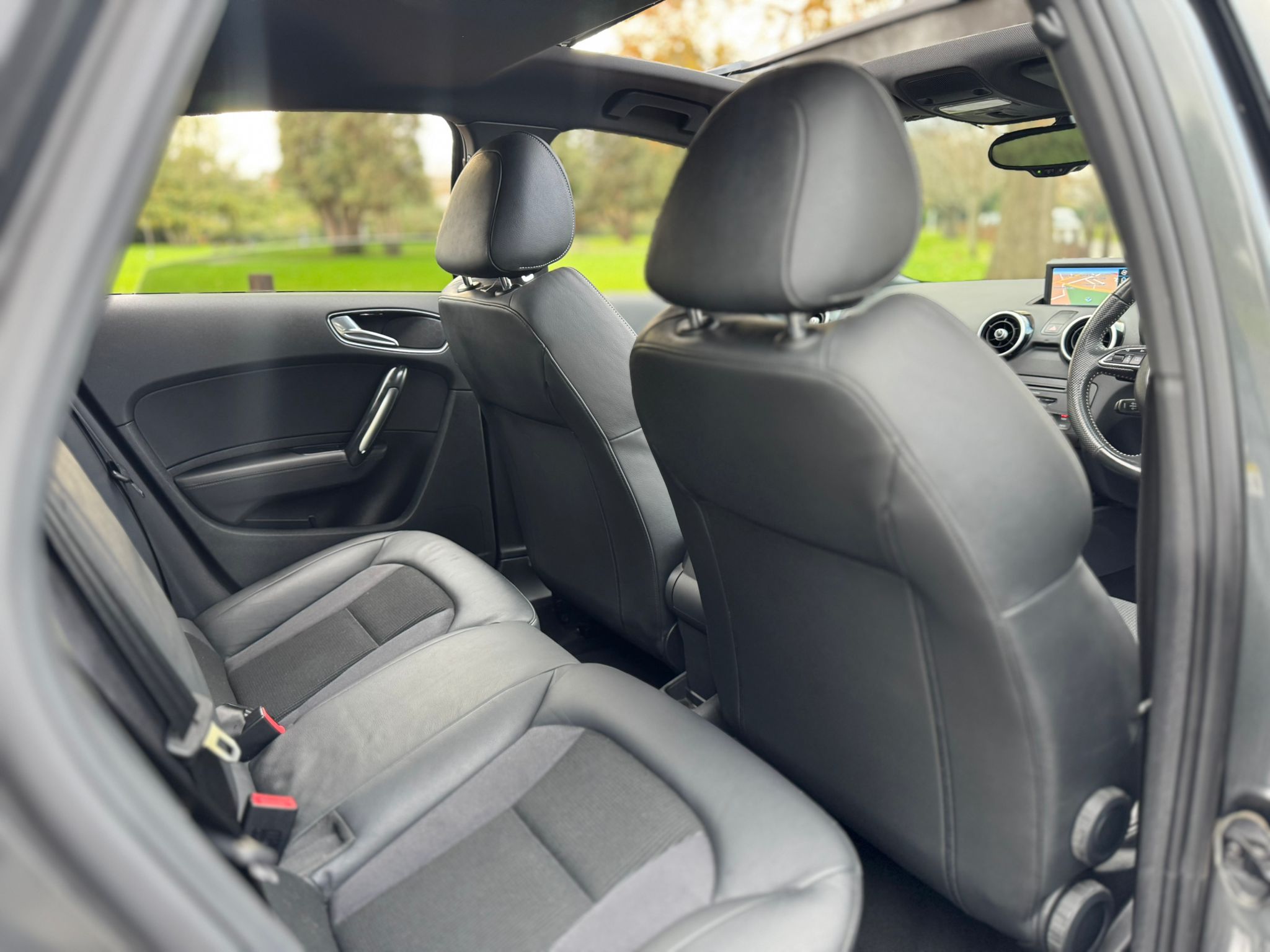 AUDI A1 S LINE BLACK ED-N TFSI S-A